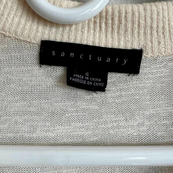 Top - Picture 2 of 2